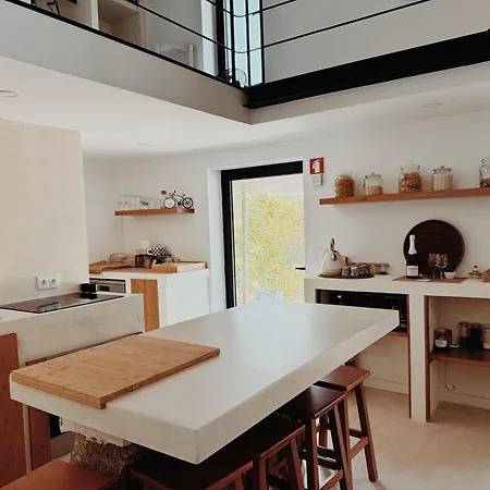 Lusterra Hébergement de vacances