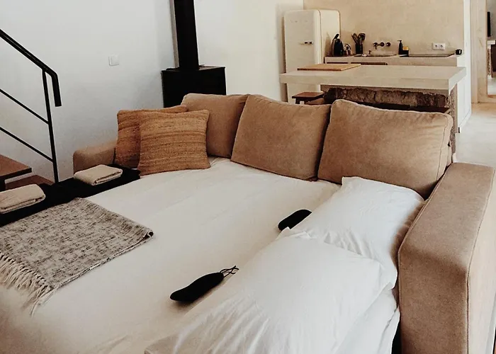 Lusterra Holiday home *